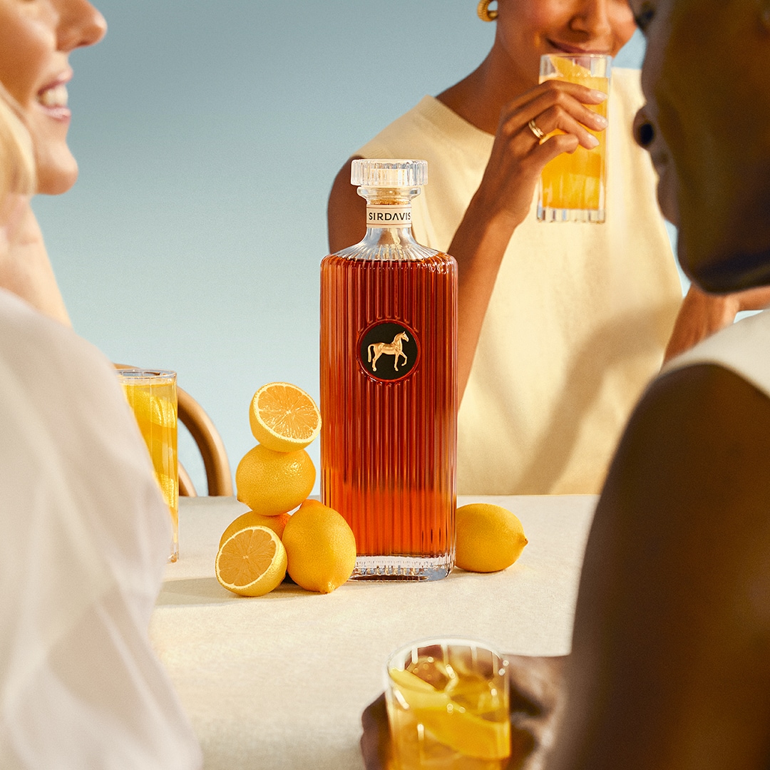SIRDAVIS_LEMONADE_KV_HERO1_167_v4_QC_R300