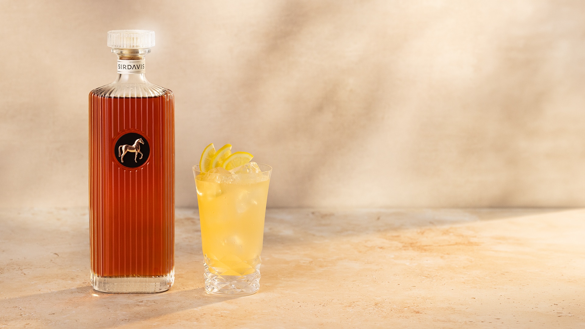 SIR087-LemonadeCocktail-16x9-01-A.jpg